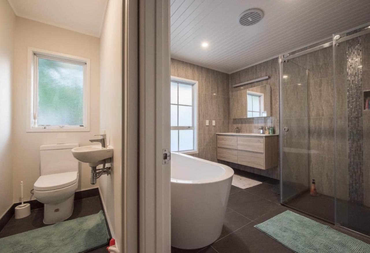 Queenroomsharedbathroom2Aldult-204 (Adults Only) Auckland Dış mekan fotoğraf